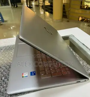 New Laptop HP Stream Notebook 16GB Intel Core I5 SSD 512GB