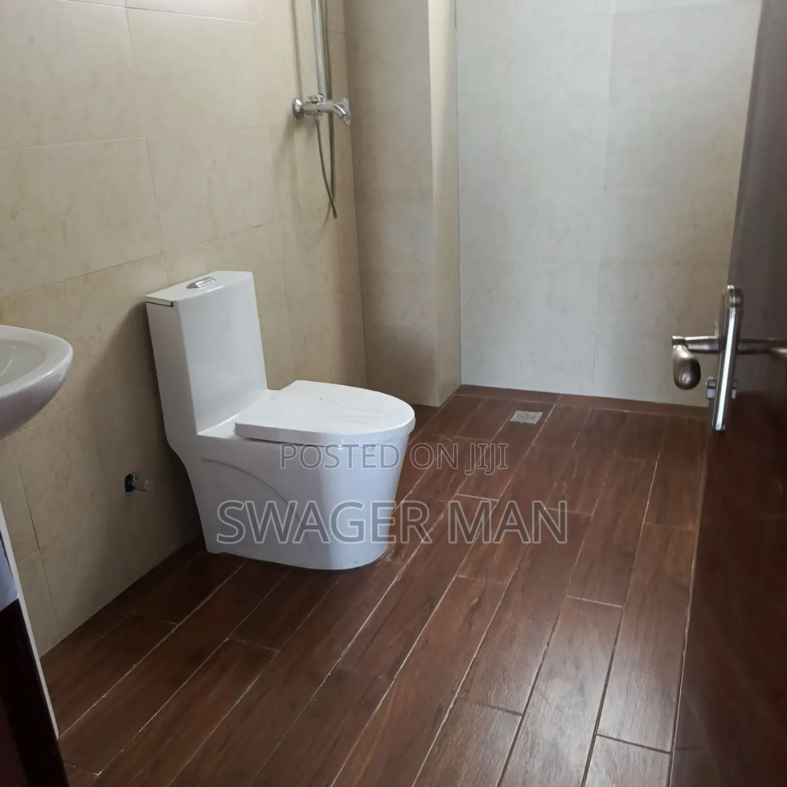 Furnished 3bdrm Apartment in አያት ኖህ, Yeka for sale