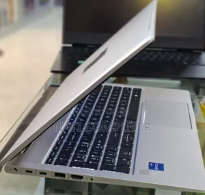 New Laptop HP ProBook 450 G9 16GB Intel Core I7 SSD 512GB