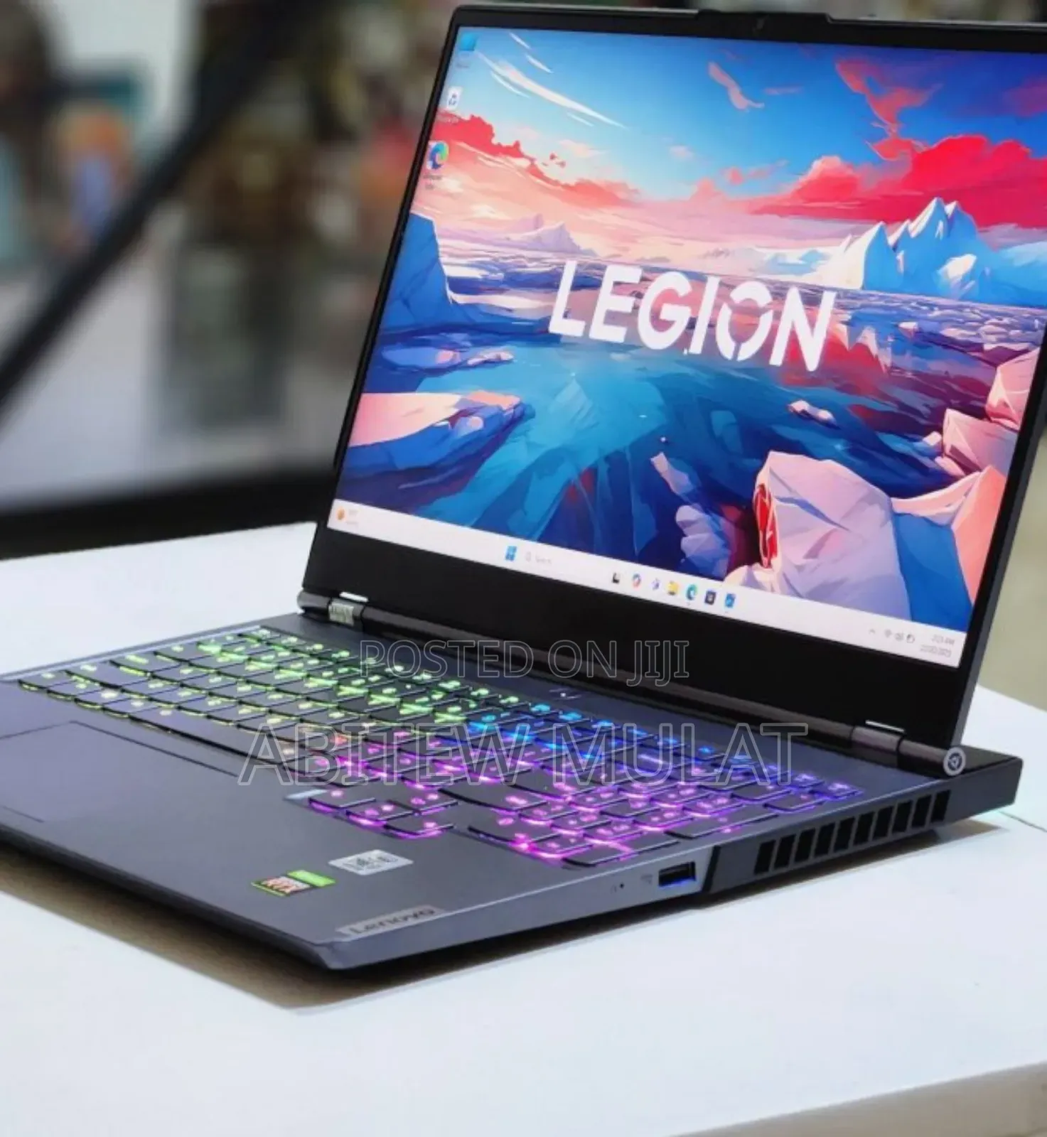 New Laptop Lenovo Legion Y720 16GB Intel Core I7 SSD 1T