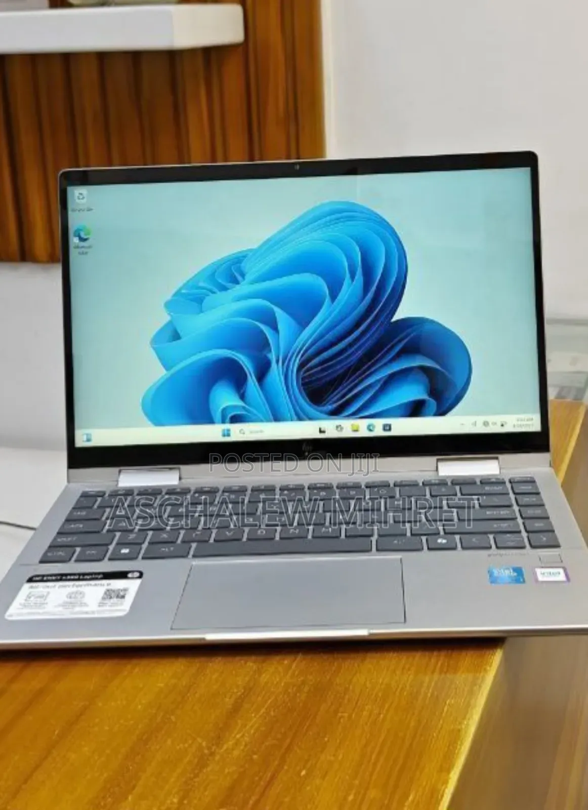 New Laptop HP Envy X360 16GB Intel Core 7 SSD 512GB