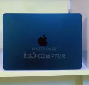 New Laptop Apple MacBook Air 2022 M2 16GB Apple M2 SSD 256GB