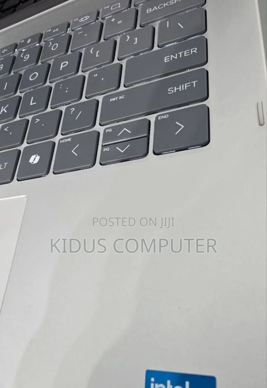 New Laptop HP OmniBook 5 14" 16GB SSD 1T