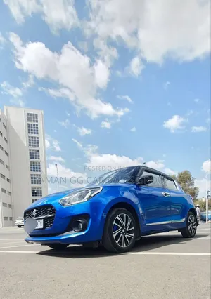 Suzuki Swift 2023 Blue