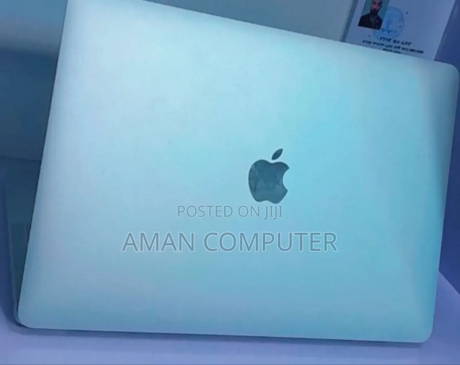New Laptop Apple MacBook Pro 2022 M2 8GB Apple M2 SSD 256GB