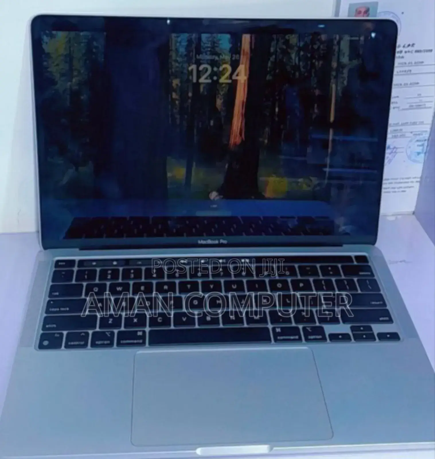 New Laptop Apple MacBook Pro 2022 M2 8GB Apple M2 SSD 256GB