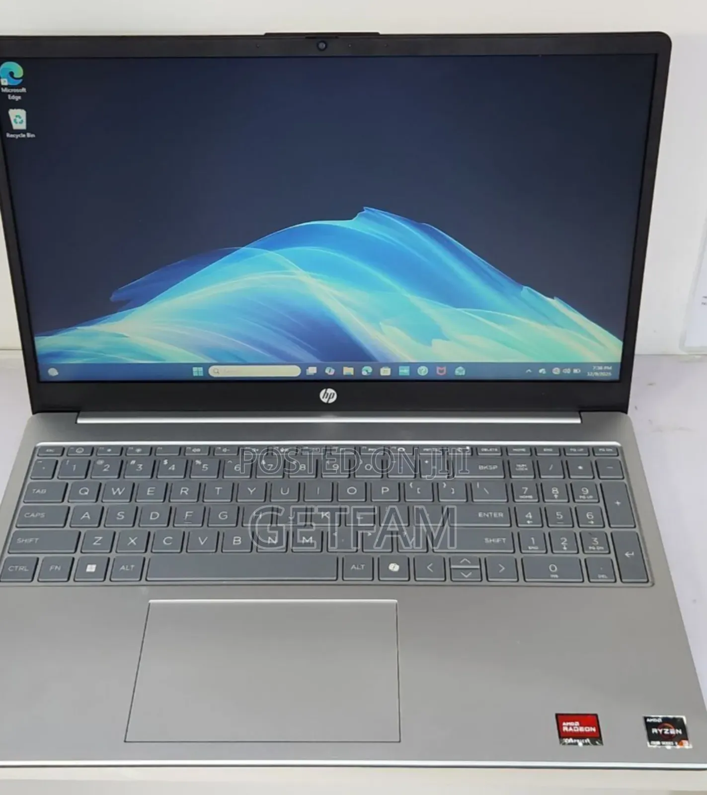 New Laptop HP Stream Notebook 8GB Intel Core I7 SSD 256GB