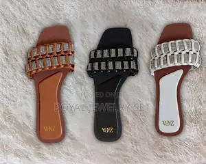 Photo - Zara Flat Scandals