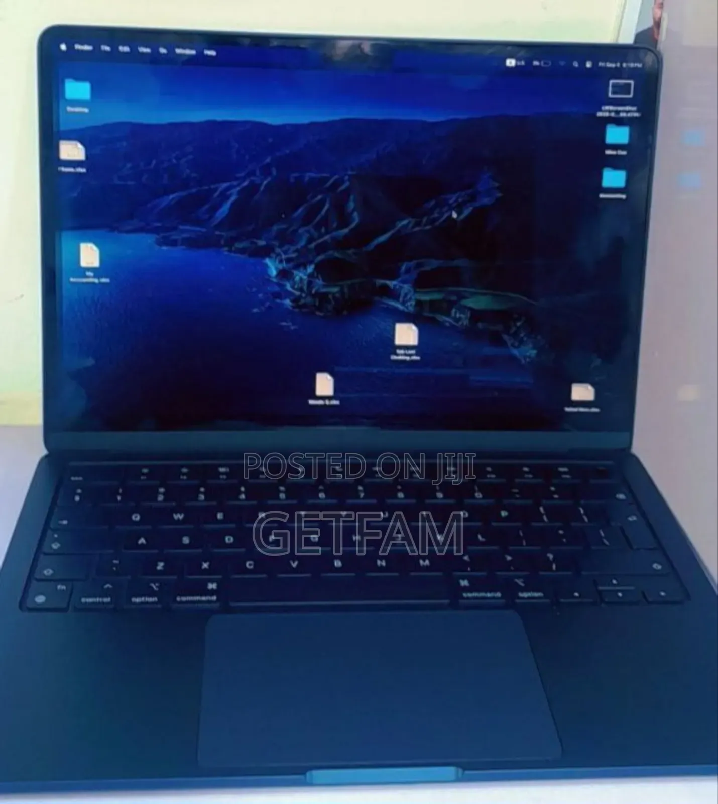 New Laptop Apple MacBook Air 2020 M1 8GB Intel Core M2 SSD 256GB