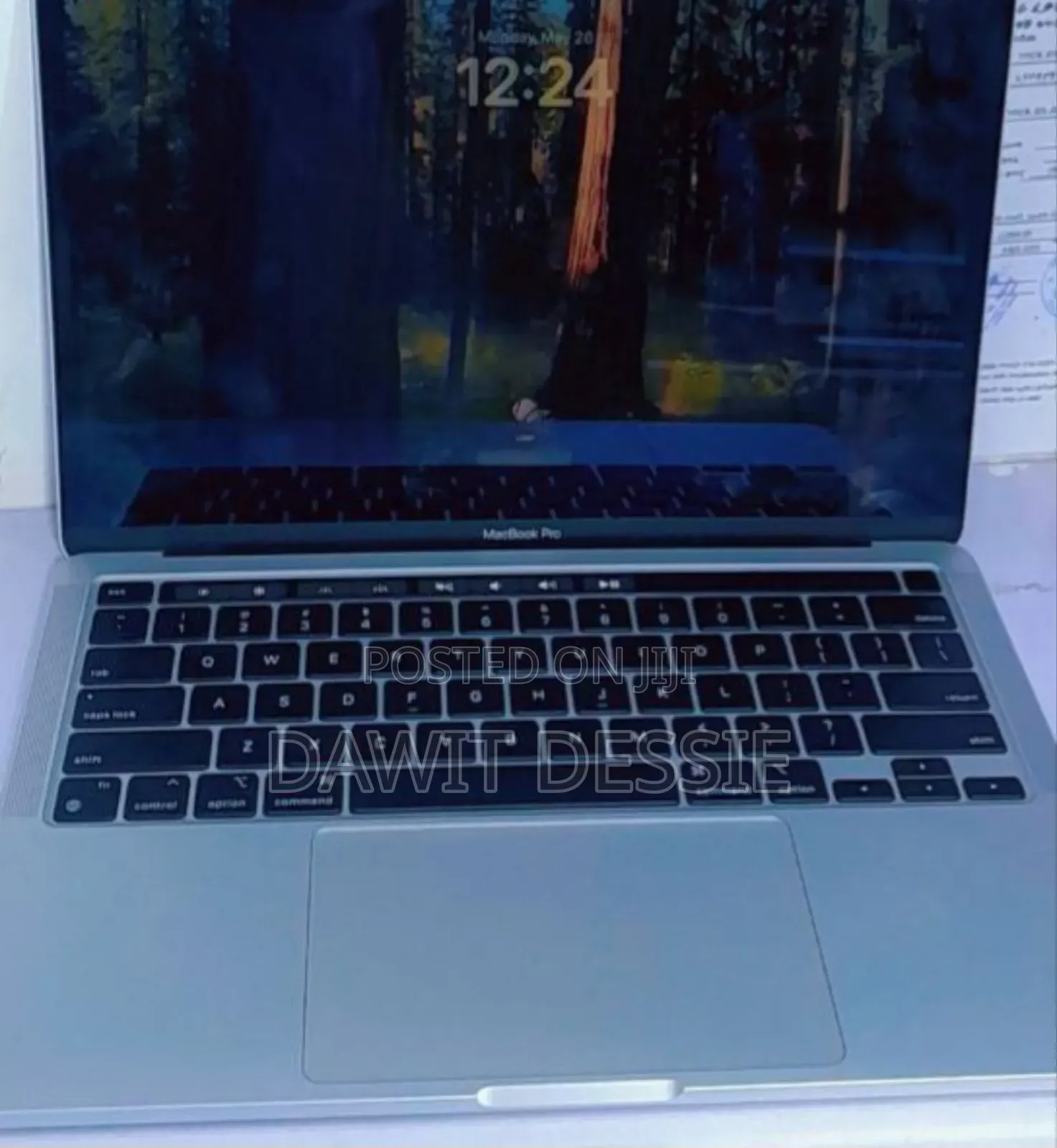 New Laptop Apple MacBook Pro 2022 M2 8GB Apple M2 SSD 256GB