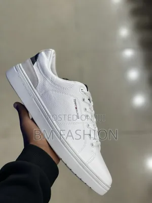 White Tommy-Hilfiger Men's Classic Shoes (Casual Flat Sneakers)