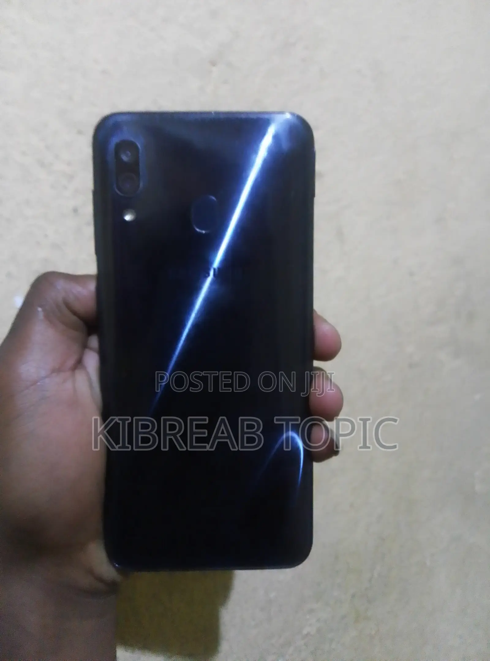 Samsung Galaxy A30 64 GB Black