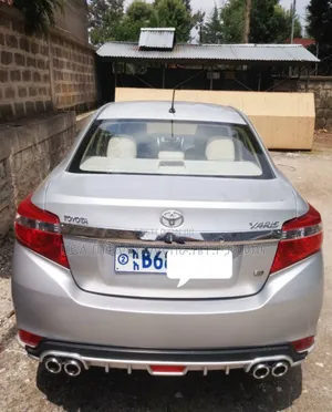 Toyota Yaris 2016 White