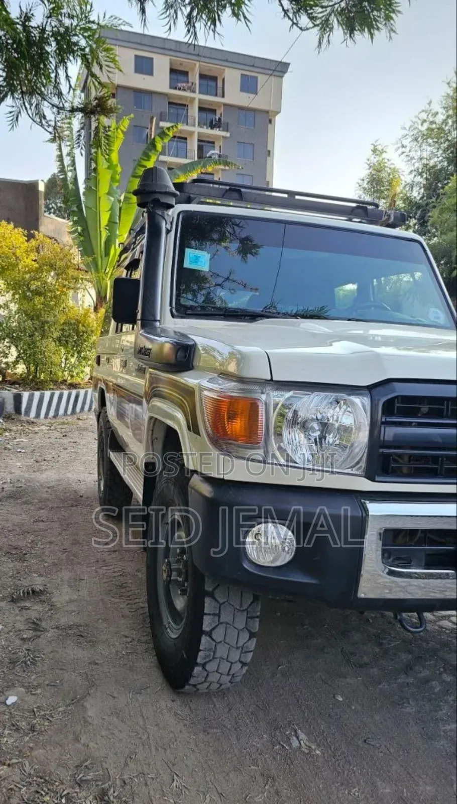 Toyota Land Cruiser 2014 White