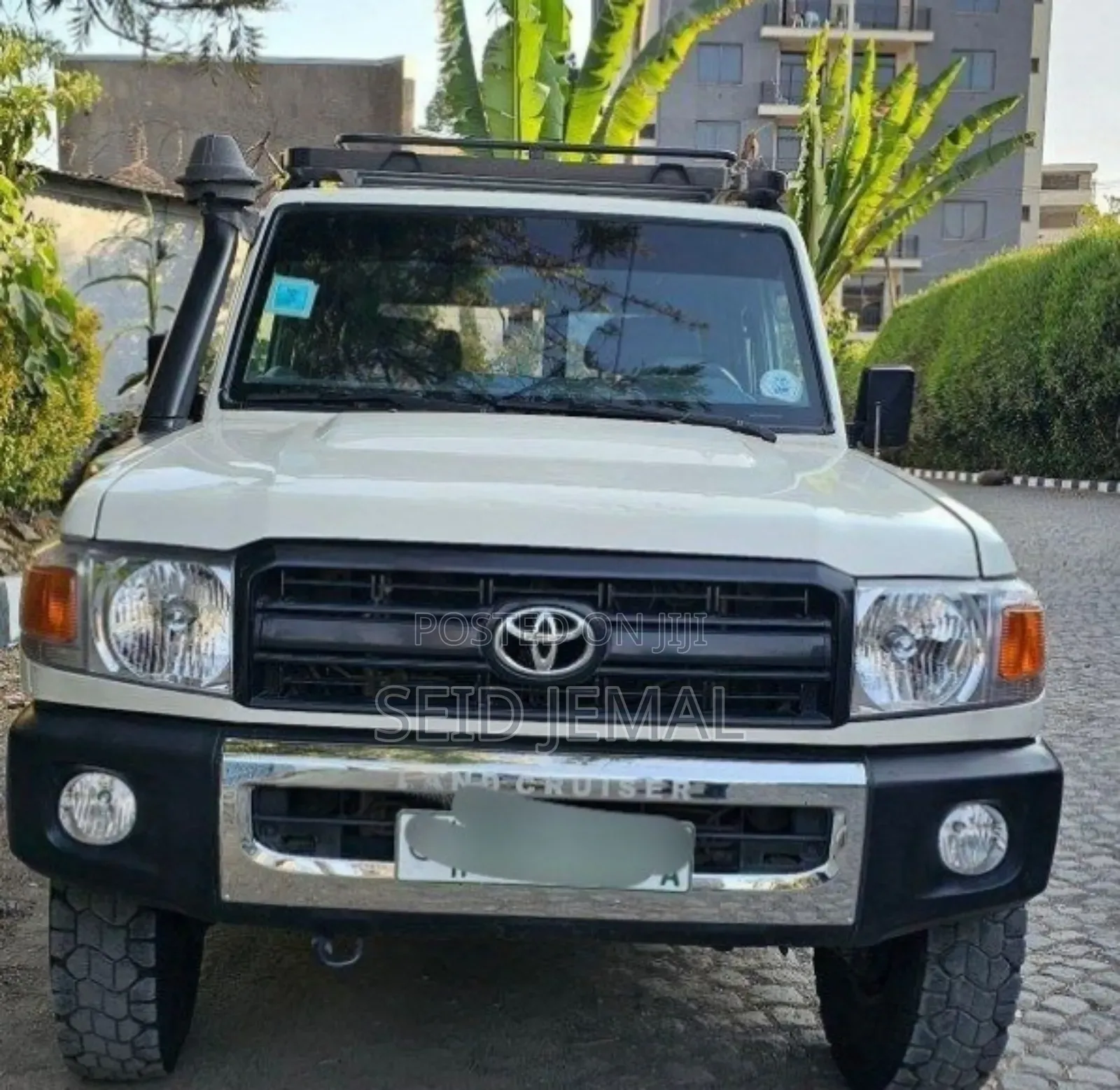 Toyota Land Cruiser 2014 White