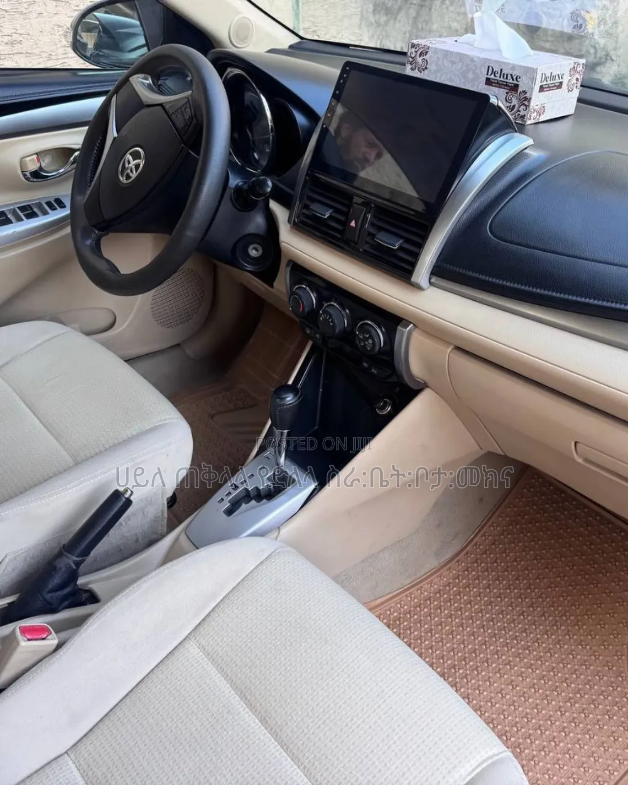 Toyota Yaris 2016 White