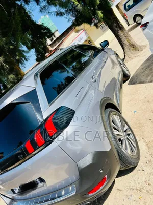 Peugeot 5008 2020 Gray