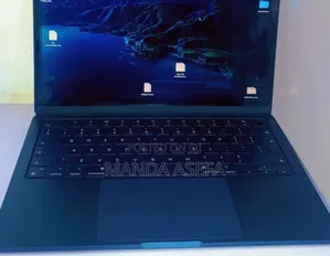 New Laptop Apple MacBook Air 2022 M2 16GB Apple M2 SSD 256GB