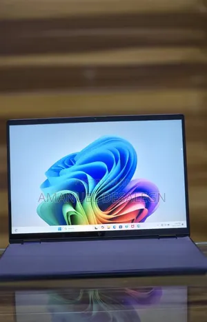 Photo - New Laptop HP OmniBook X Flip 14" 16GB Intel Core I7 SSD 1T