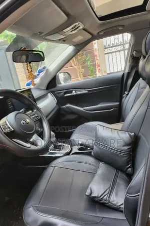 Kia Seltos 2022 Gray