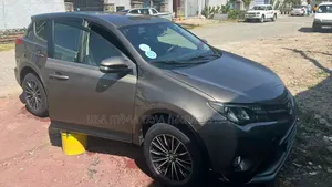 Photo - Toyota RAV4 2015 Teal