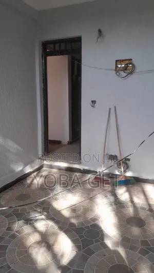 5bdrm House in Yoba, Akaky Kaliti for sale