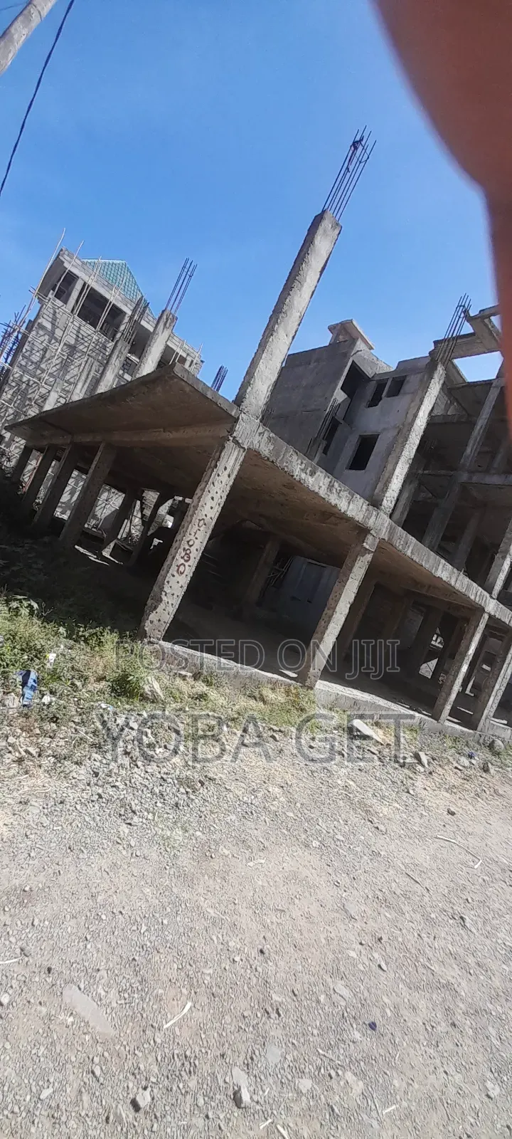 4bdrm House in Akaky Kaliti for sale