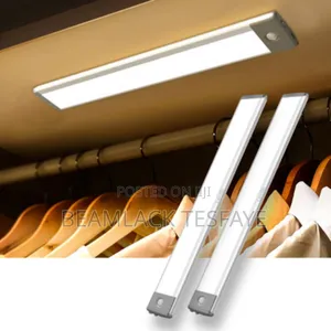 Mewe (Cabinet Profile Light)