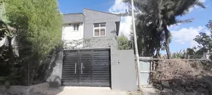 Photo - 3bdrm House in Akaky Kaliti for sale