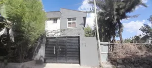 3bdrm House in Akaky Kaliti for sale