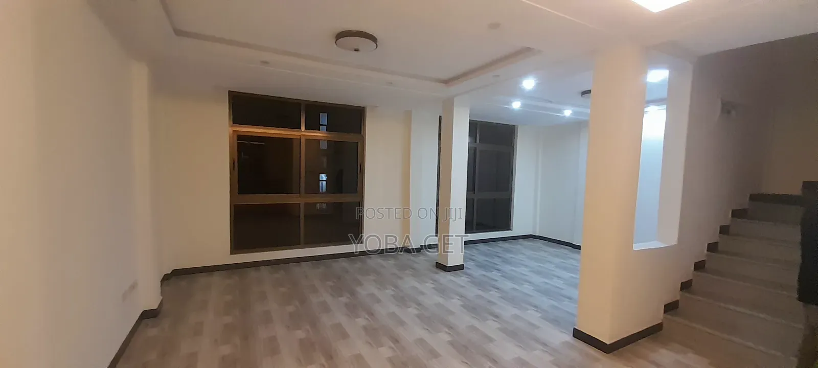 3bdrm House in Akaky Kaliti for sale