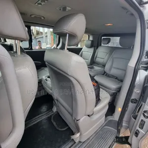 Hyundai Starex 2022 Silver