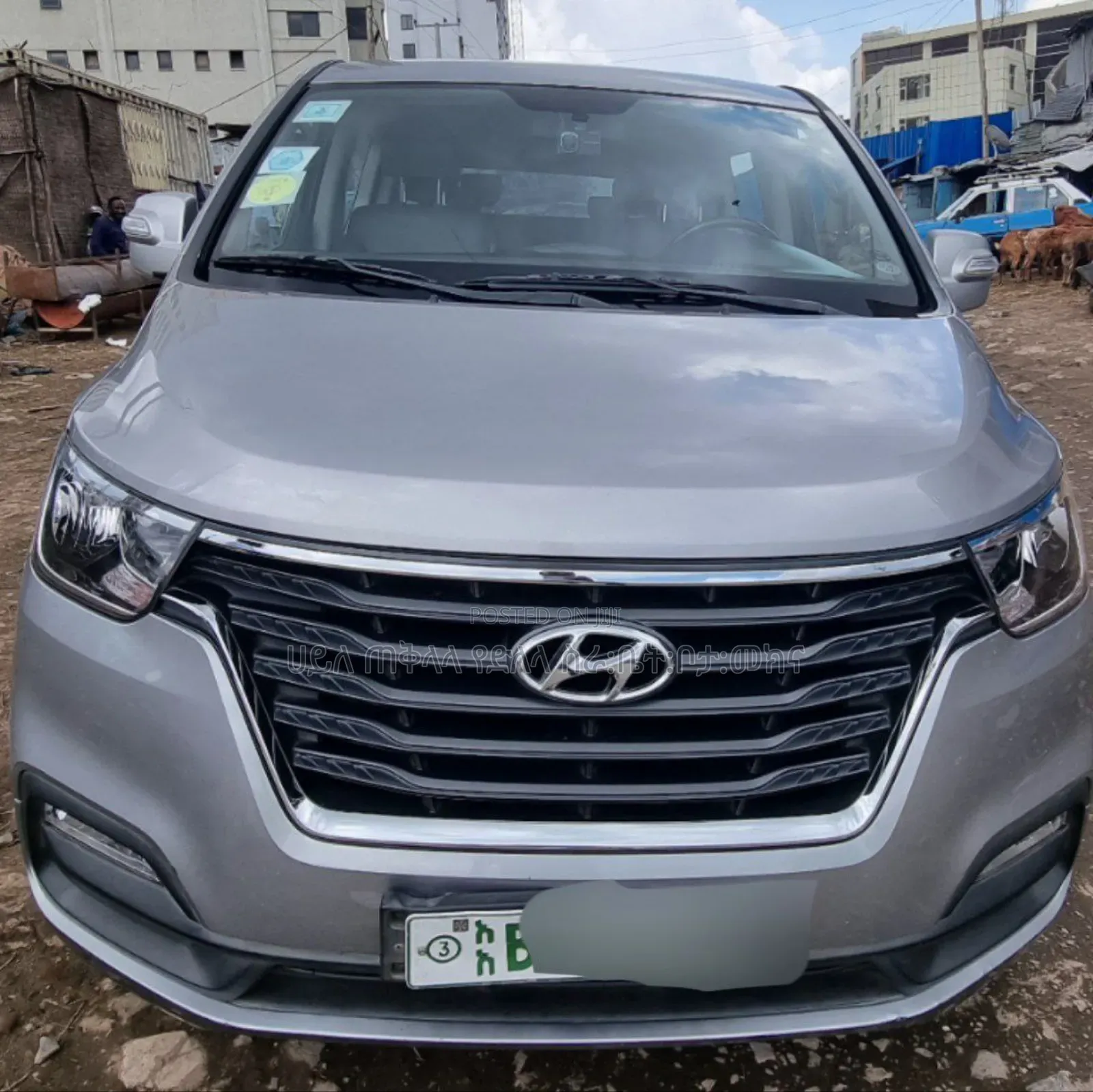 Hyundai Starex 2022 Silver