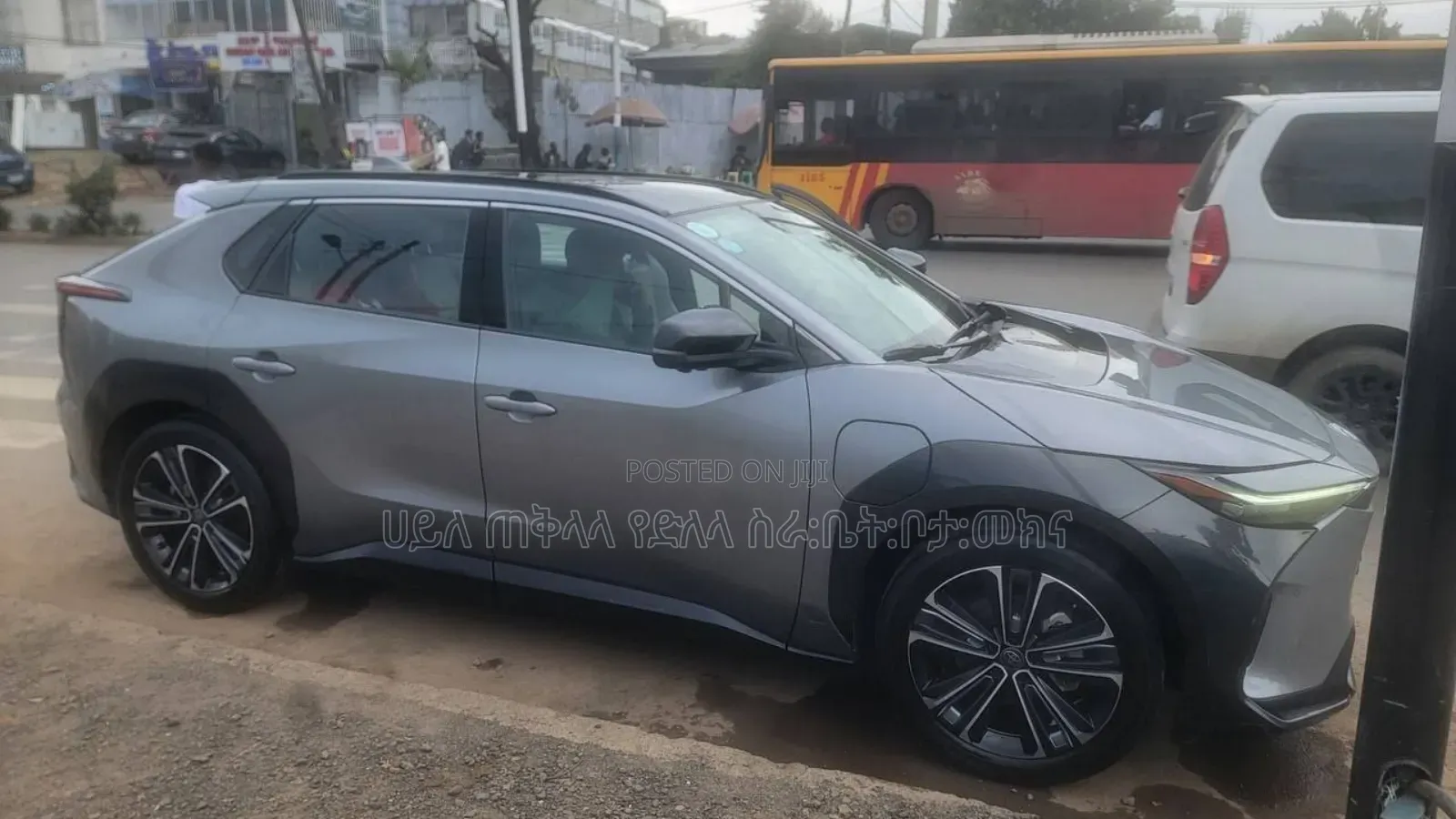 Toyota bZ4X 2024 Gray