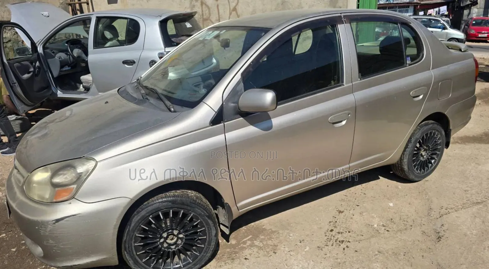 Toyota Platz 2005 Gold