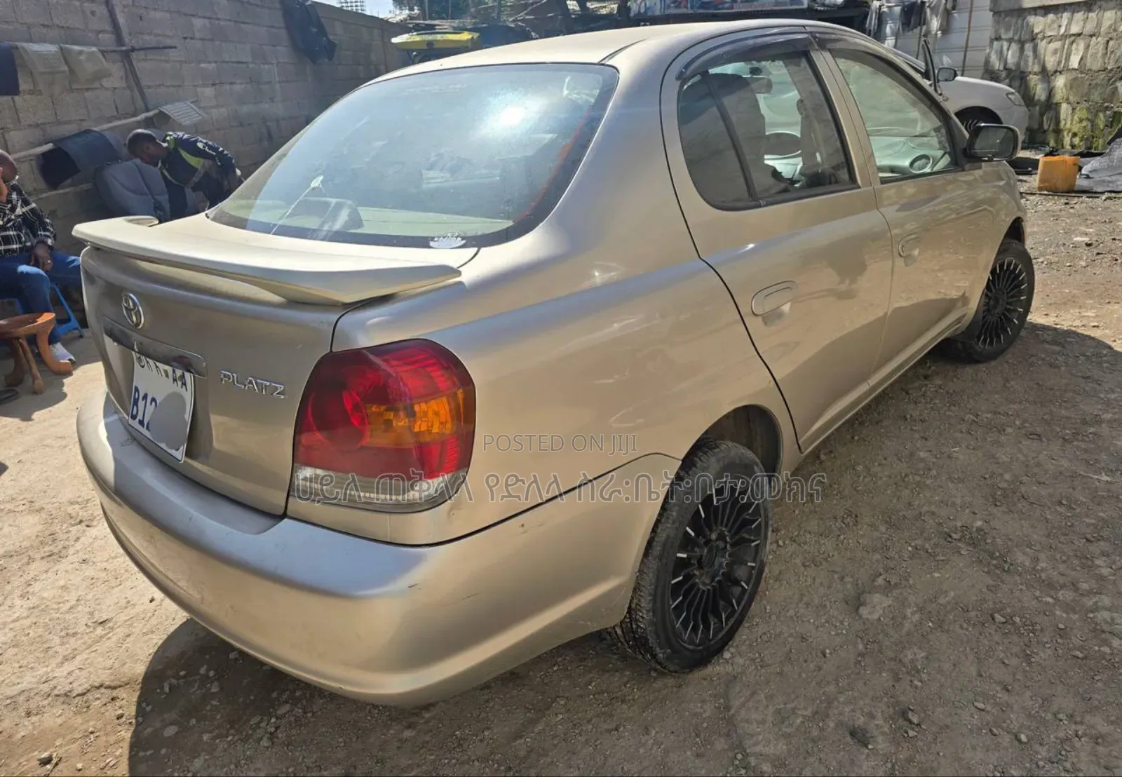 Toyota Platz 2005 Gold