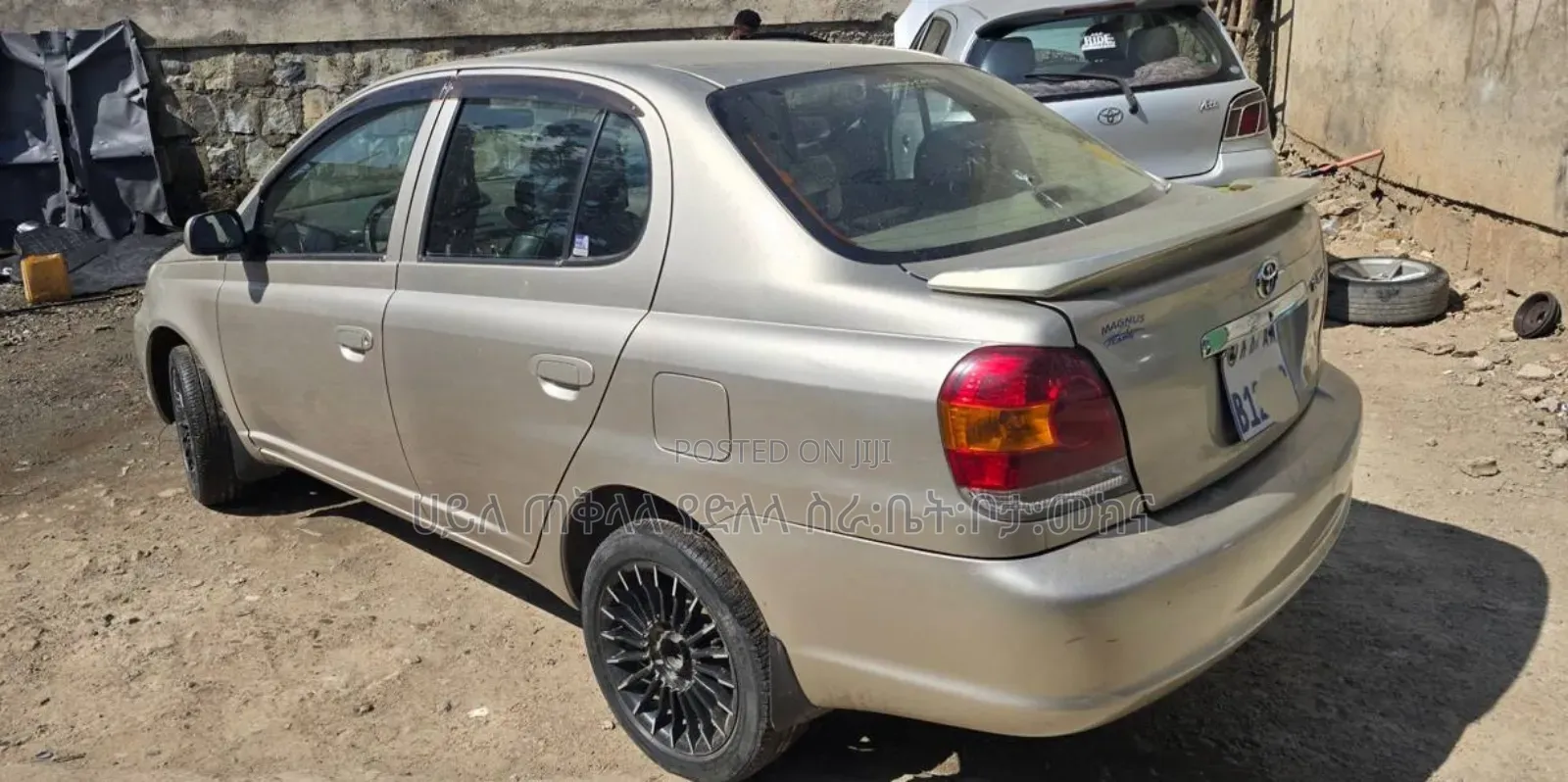 Toyota Platz 2005 Gold