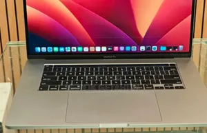 New Laptop Apple MacBook Pro 2019 16GB Intel Core I7 SSD 512GB