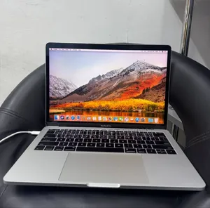 New Laptop Apple MacBook Pro 2017 8GB Intel Core I5 SSD 128GB