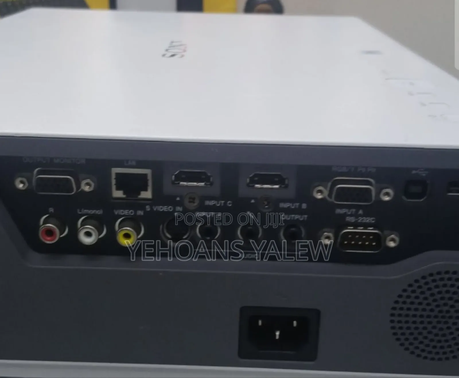 Home Cinema Projector Sony VPL-Ch350 Model Highlights Brightness