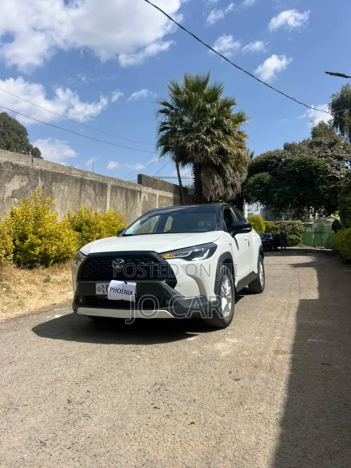 Toyota Corolla Cross Hybrid 2024 White