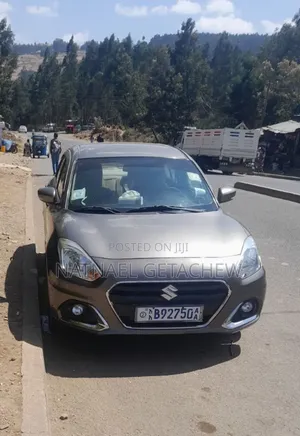 Photo - Suzuki Dzire 2021 Gray