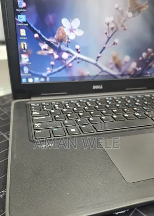 New Laptop Dell Latitude 3380 8GB Intel Core I5 SSD 256GB