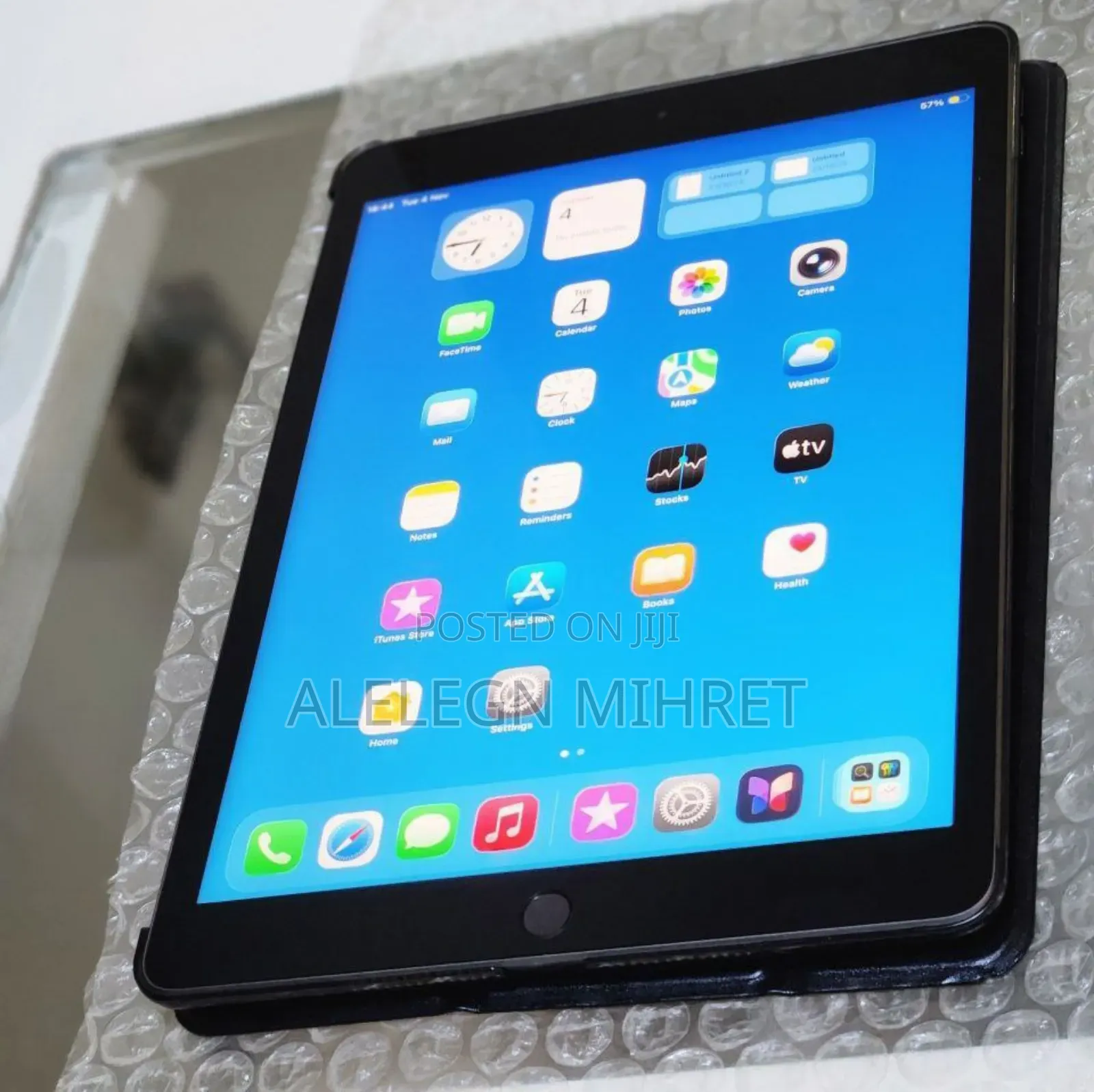 New Apple iPad (2022) 128 GB Black