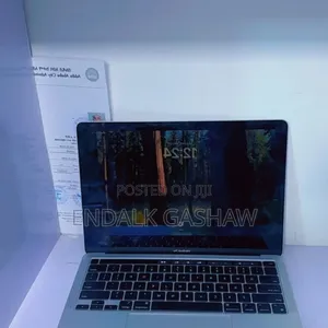 New Laptop Apple MacBook Pro 2022 M2 8GB Apple M2 SSD 256GB