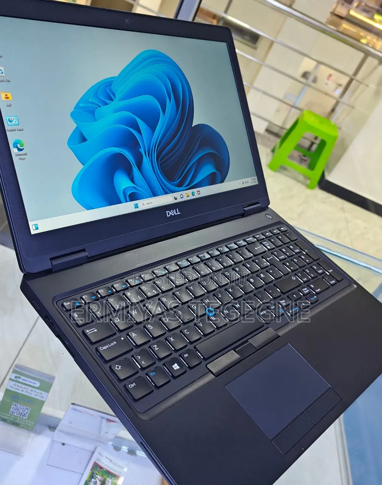 New Laptop Dell Inspiron 15 8GB Intel Core I5 SSD 256GB