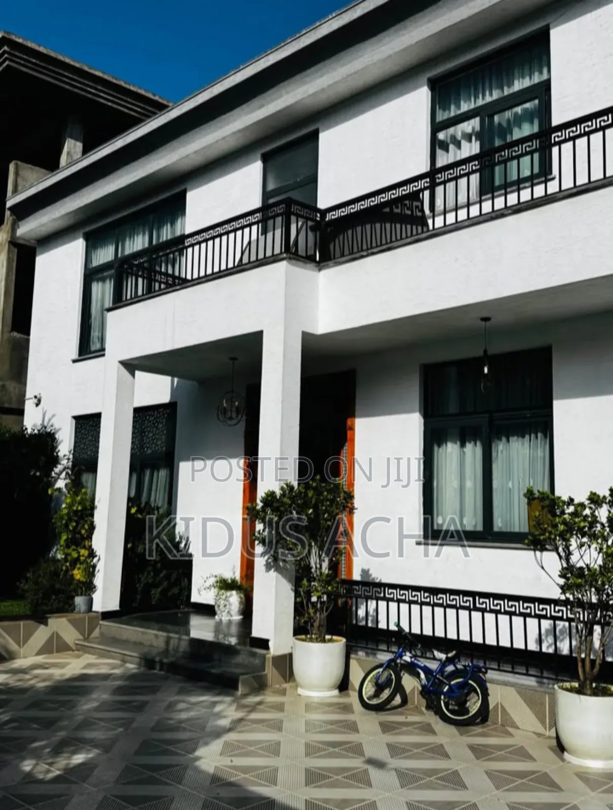 Furnished 5bdrm House in Bole for sale