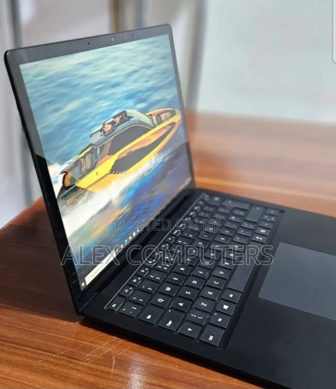 New Laptop Microsoft Surface 16GB Intel Core I7 SSD 256GB