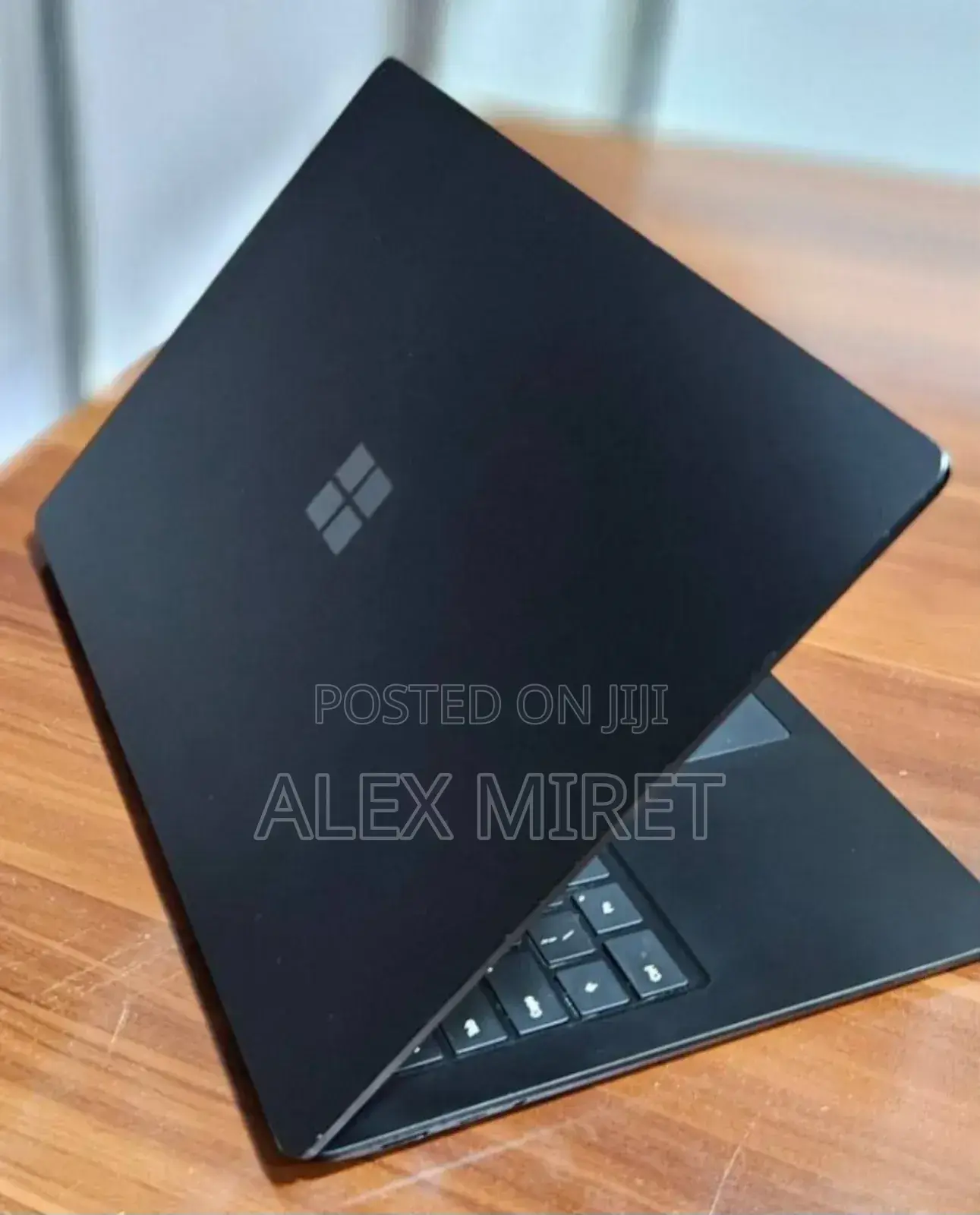 New Laptop Microsoft Surface 16GB Intel Core I7 SSD 256GB