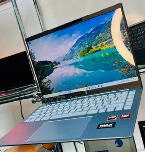 Photo - New Laptop HP Pavilion 14 16GB AMD Ryzen 7 SSD 512GB